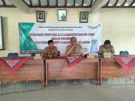 Sosialisasi Identitas Kependudukan Digital (IKD) di Wunung